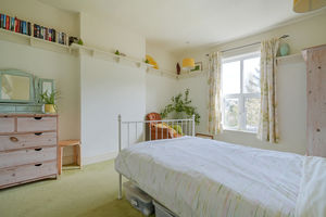 Meadow Head Woodseats